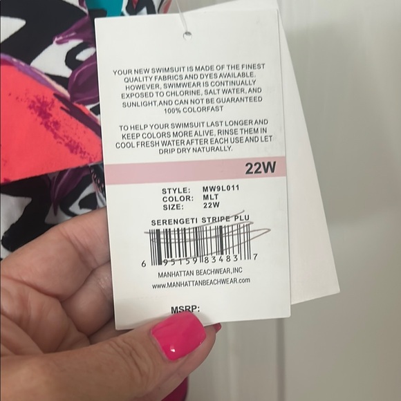 Floral ladies 22w Maxine One Piece Swimsuit - Picture 2 of 5